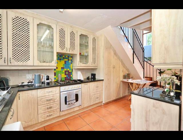 2 BEDROOM PROPERTY TO RENT IN LONEHILL